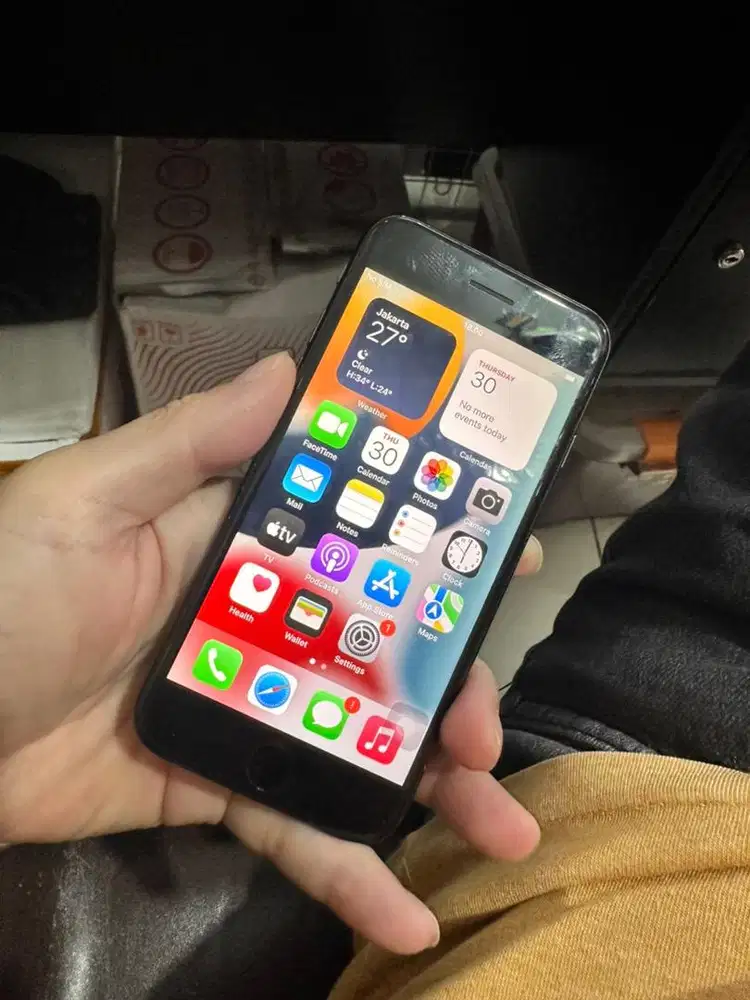 Iphone 7 128 inter all operator fullset mulus  bh 100 harga net