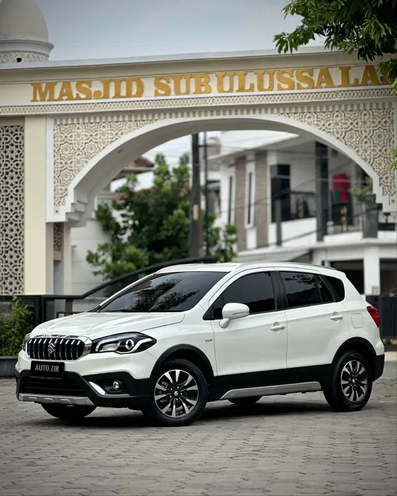 Suzuki SX4 S Cross New Putih 2022 Tdp Murmer Ori Menarik Bu Antik Baru