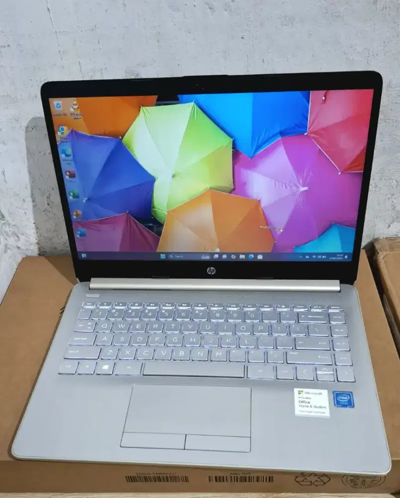 Laptop Hp 14s-cf2018TU
Intel N4020 Ram 4Gb SSD 256