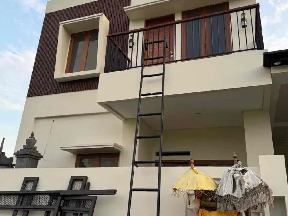 DISEWAKAN RUMAH BARU VIEW SAWAH DEKAT MALL LIVING WORLD IC