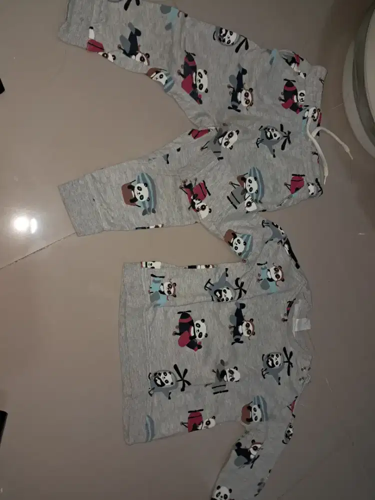 Baju bayi 1 set ukuran 12bln