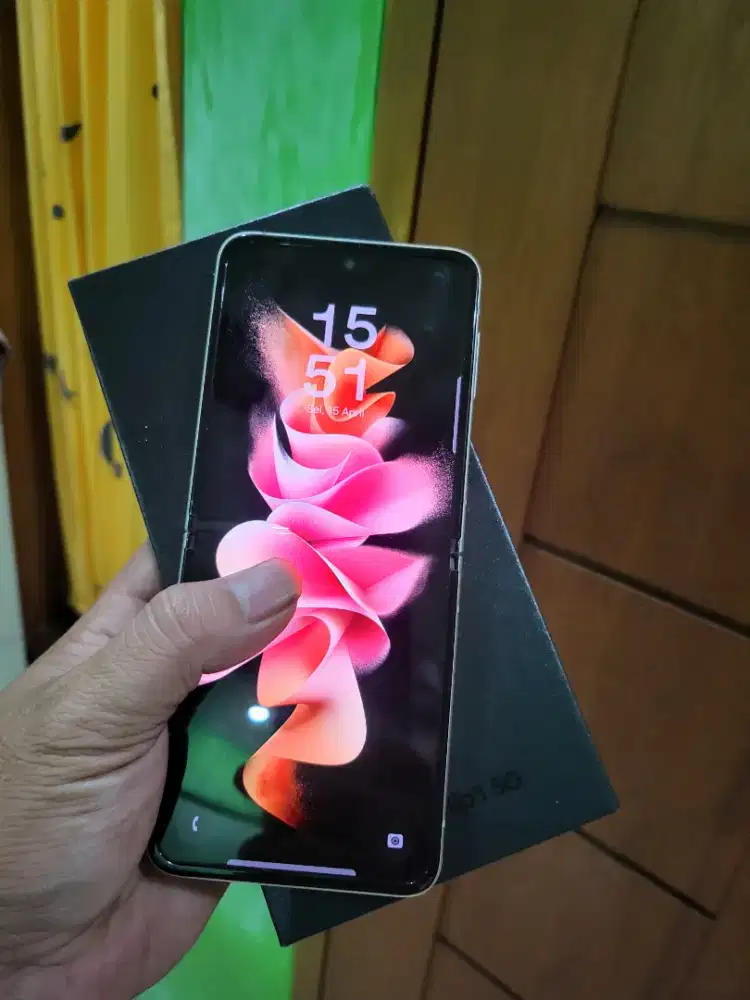 Samsung flip 3 8/128gb sein fulset mulus nominus cek di lok ane
