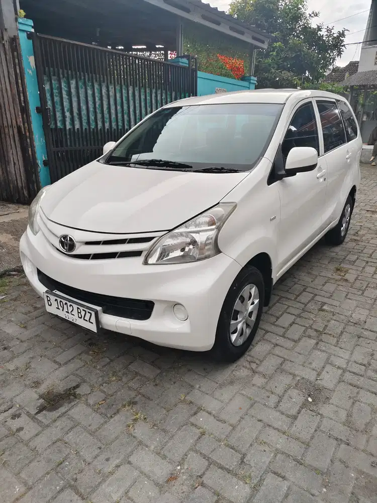 Toyota Avanza 2012 Bensin