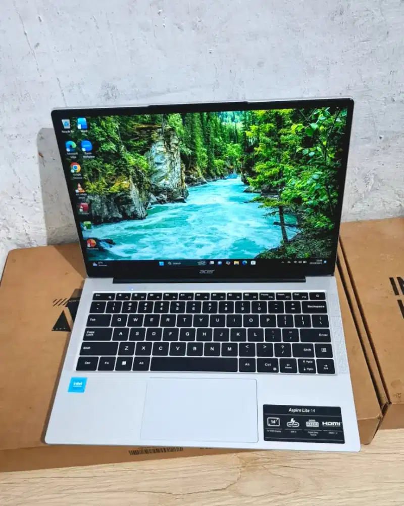 ACER Aspire Lite 14 AL14-31P-C6DD
Intel N100  Core i3 gen 10 Ram 8/512