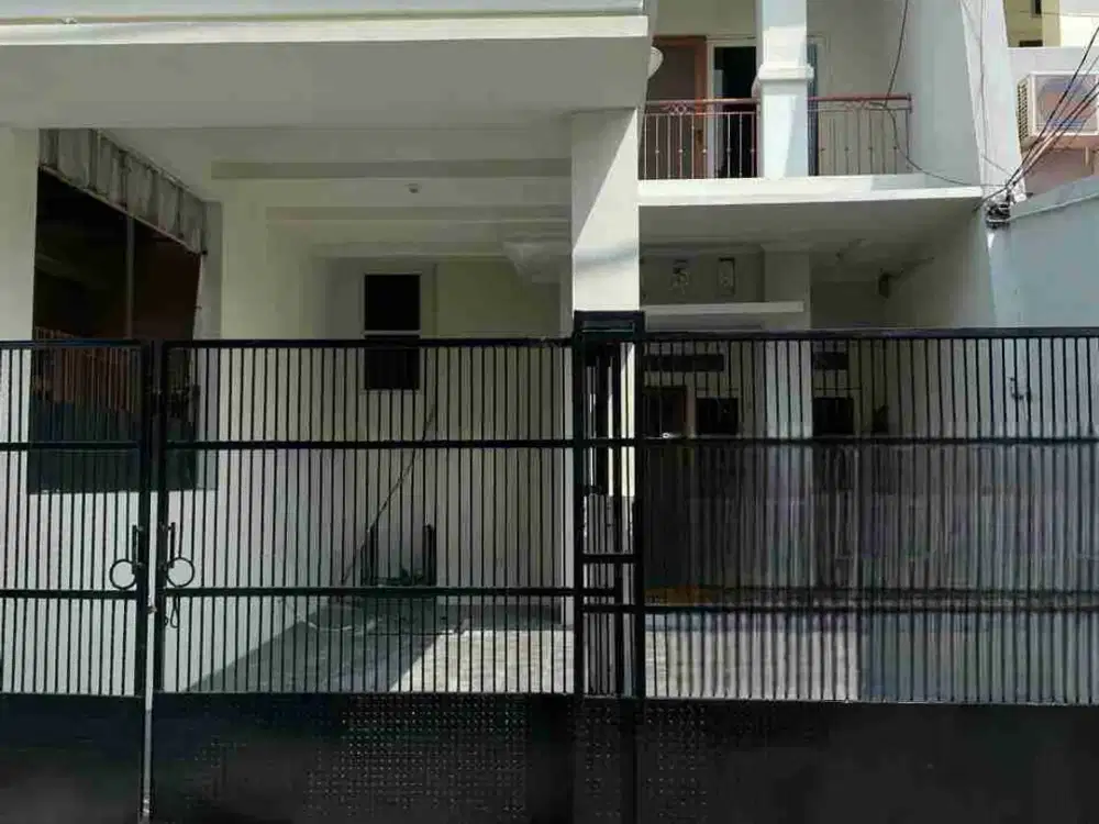 Dijual Rumah Di Taman Cosmos, Dekat Tanjung Duren Jakarta Barat