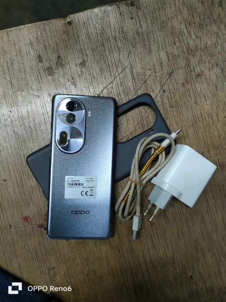 Di baca dulu Reno 11 pro 12+12/512 + casan ori 18 watt