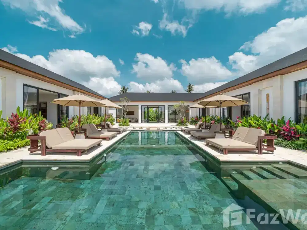 6 Bedroom Villa for sale in Sukawati, Bali