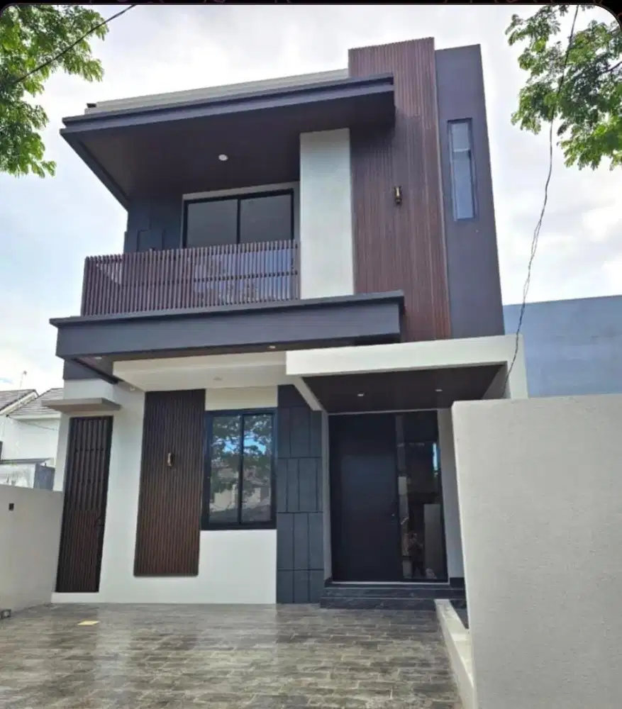 *Dijual Rumah cantik Northwest Lake, Citraland Utara, Surabaya*