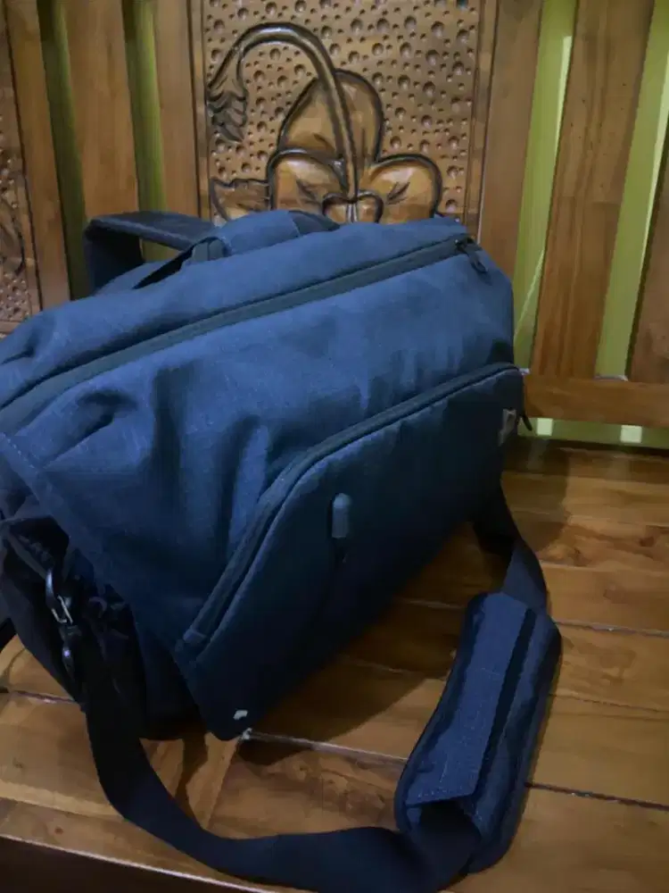 TAS KAMERA LAPTOP KALIBRE