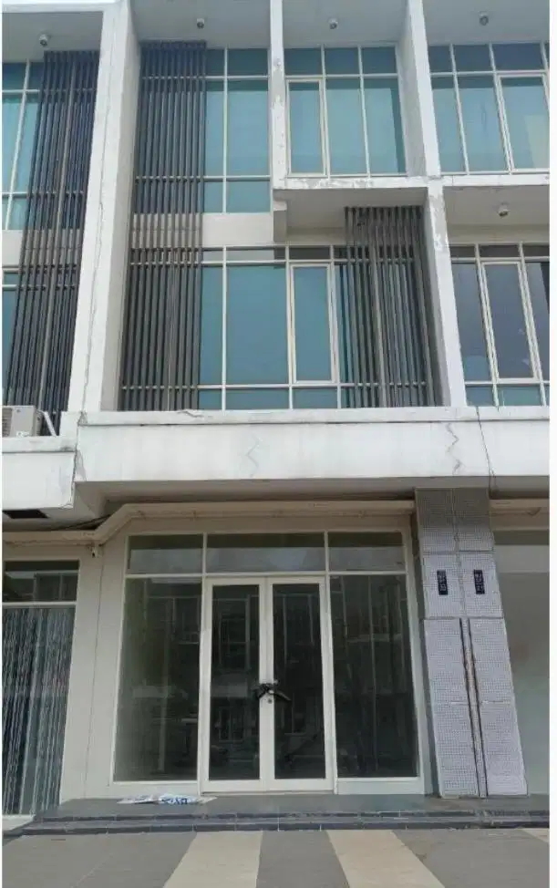 *Disewakan Ruko Northwest Boulevard, Citraland Surabaya*