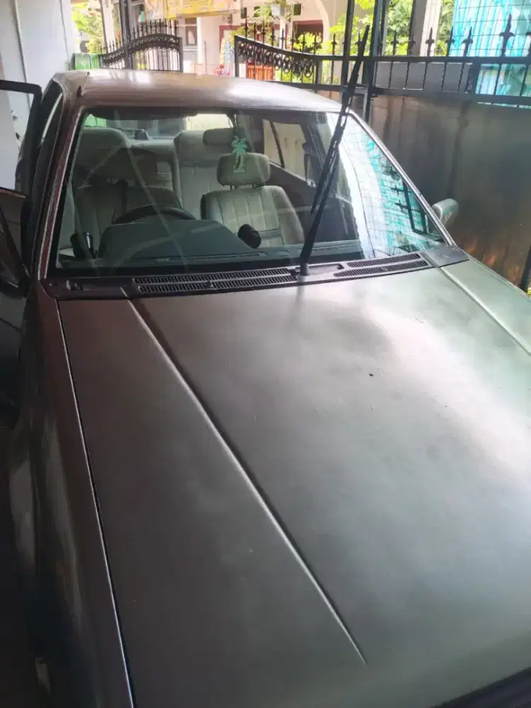 Mazda Trendy 323 XGS 1988