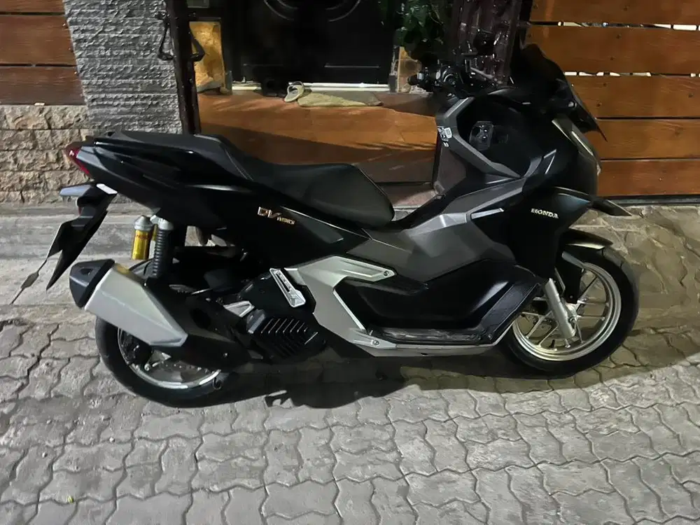 ADV 160 ABS 2023 pemakaian 2024