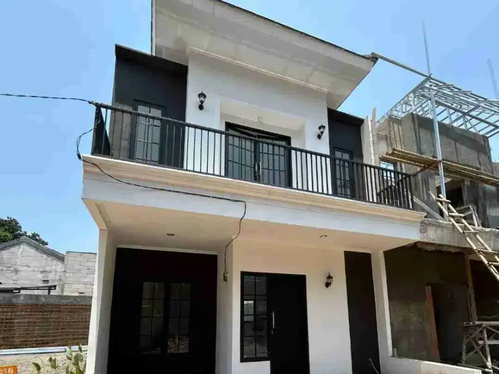 rumah murah 2 lantai ready siap huni