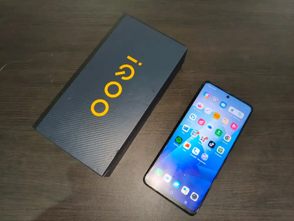 Vivo iqoo z7x 8/128