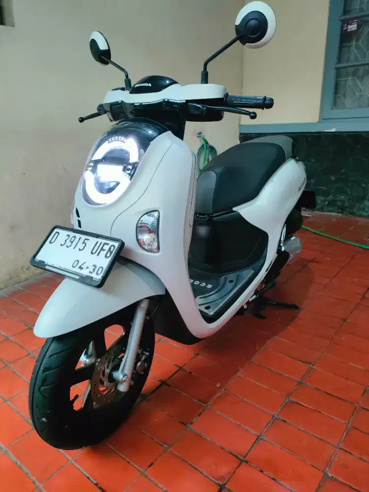Honda Scoopy Prestige White 2025 Mulus KM 2K