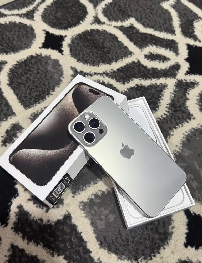 iPhone 15 Pro Max 256GB – From Blibli Kondisi 90% | Fullset lengkap