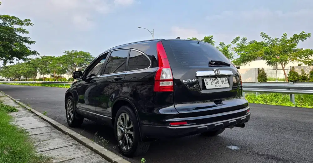 Honda CR-V 2010 Bensin