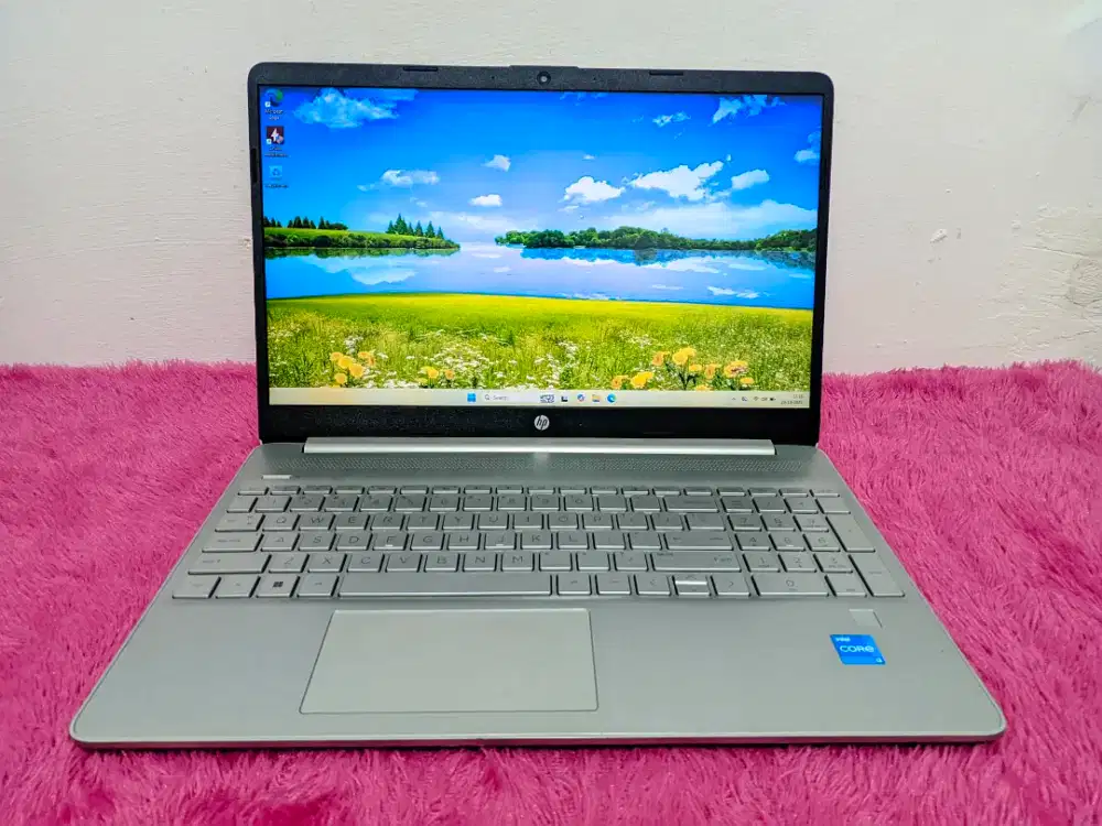 HP 15-dy2xxx
Prosesor Intel Core i3 Gen 11 RAM 8GB SSD 256GB