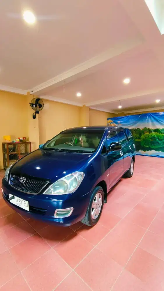 Toyota Kijang Innova 2006 Bensin