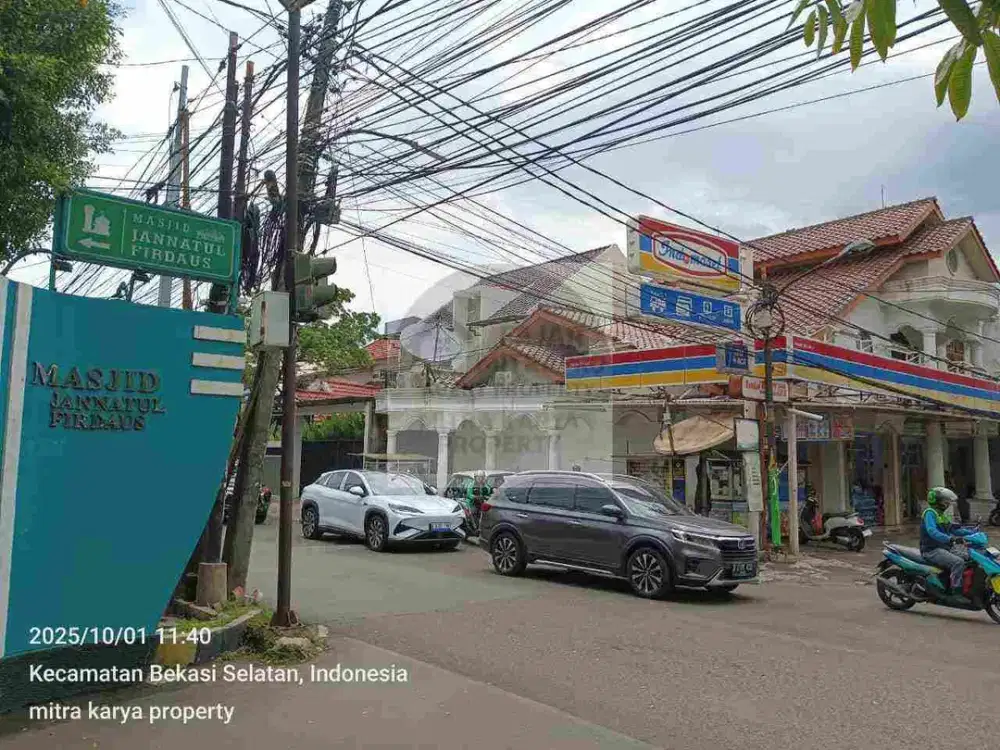 ruma 250m² galaxy Bekasi Selatan