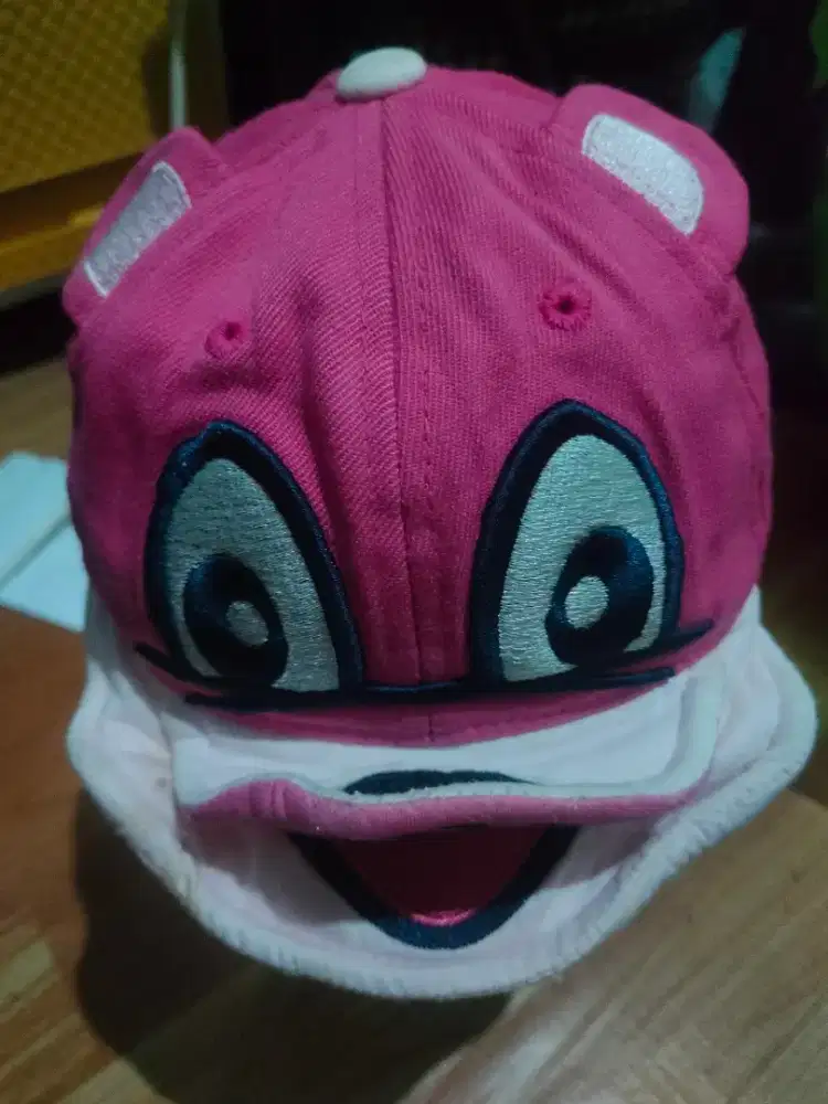 Topi anak brand