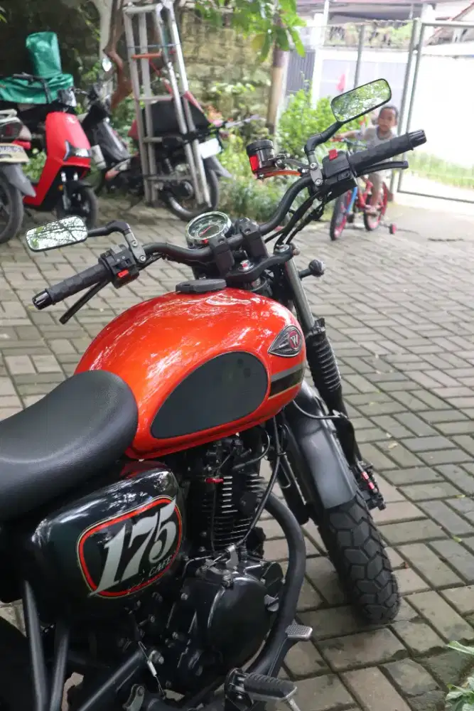 Kawasaki W175 Cafe 2021