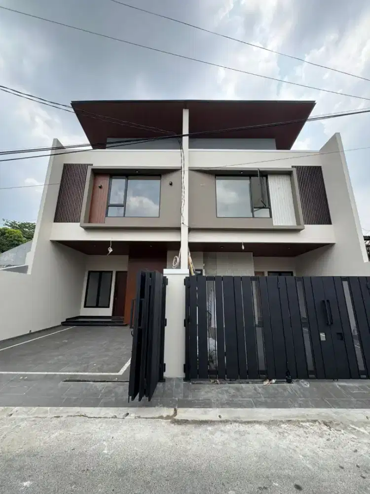 SANGAT BERKELAS ‼️ RUMAH BARU DI RAWAMANGUN