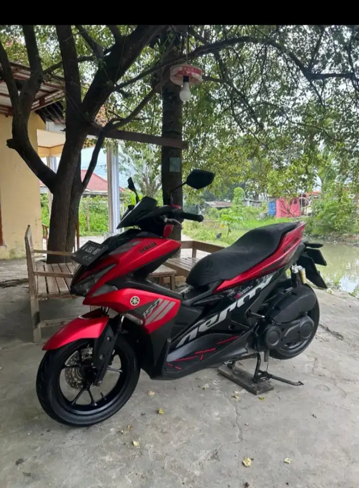 Jual motor aerox 2017 ss lengkap pajak idup