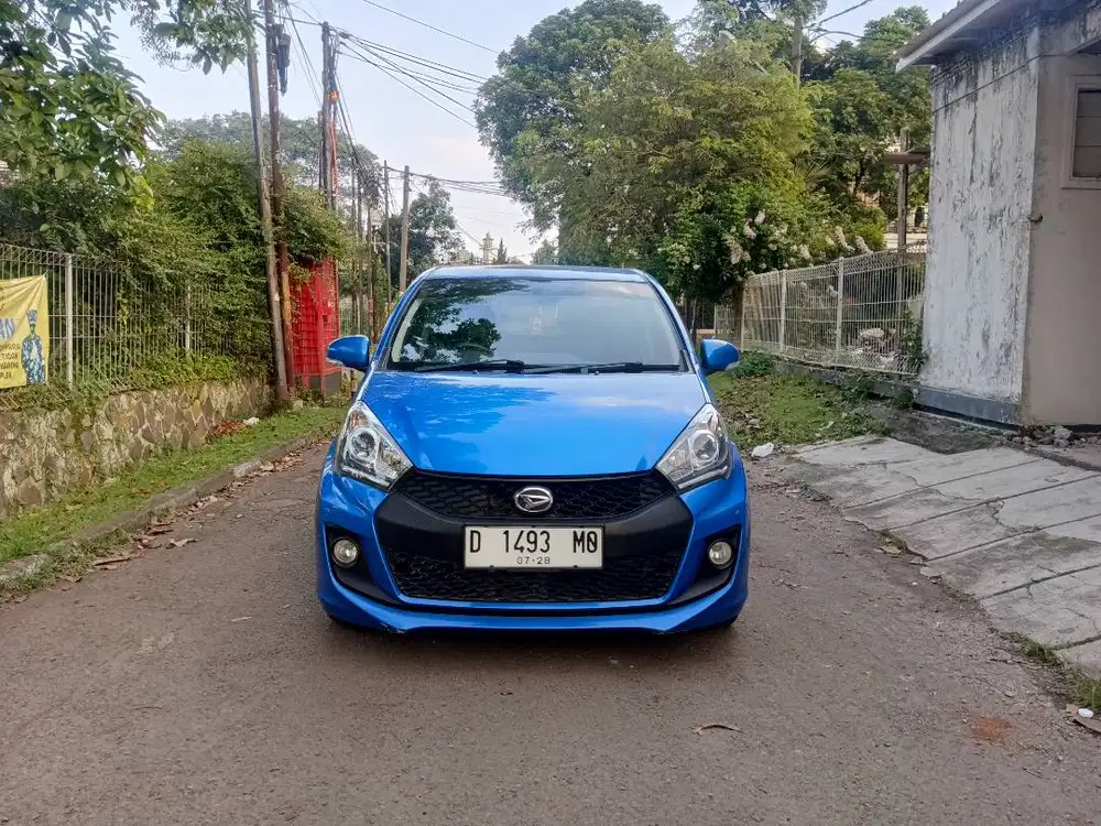 Daihatsu sirion d sport mt 2016 biru