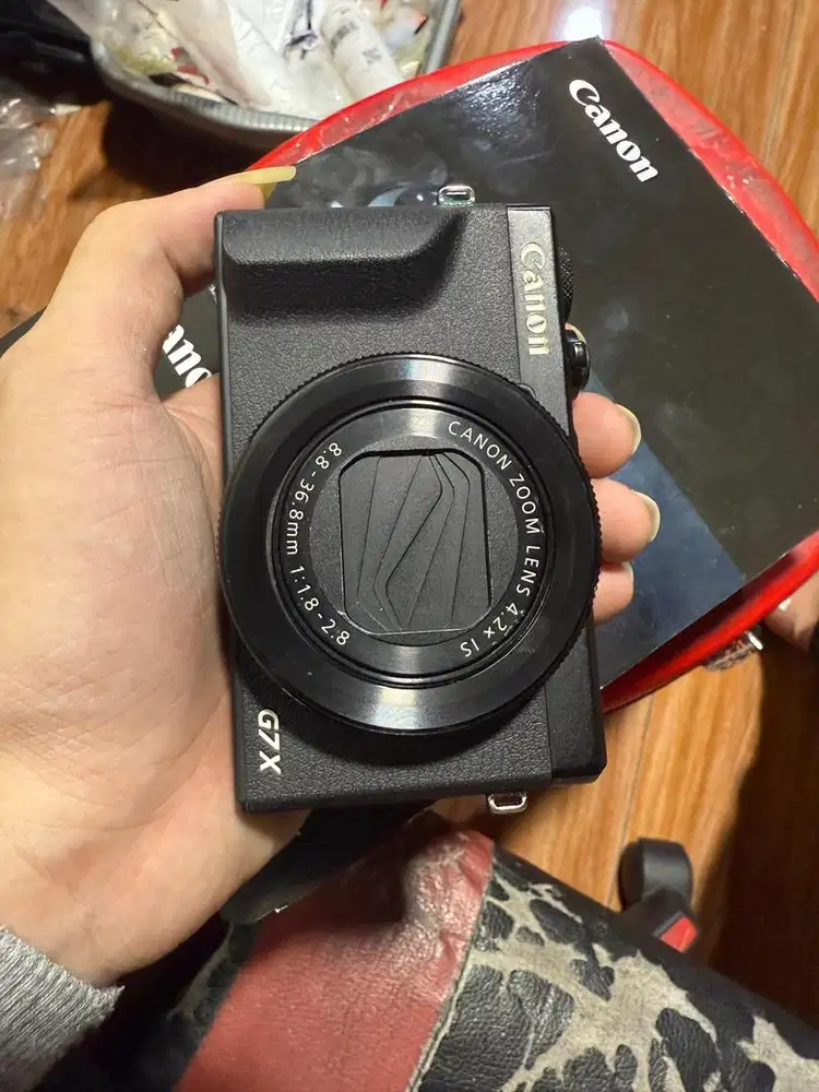 Dijual kamera canon G7x mark iii ( like new )