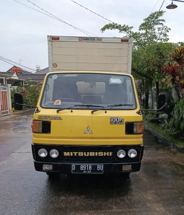 Mitsubishi Colt Diesel Engkel Box 1997 Umplung