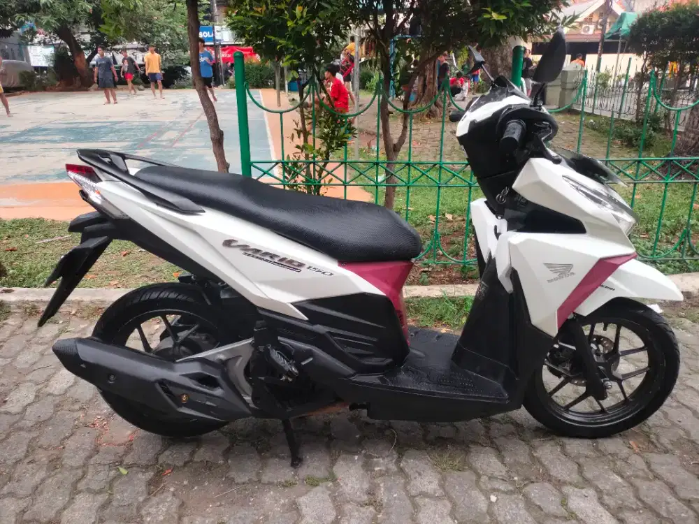 HONDA VARIO FI LED 150 ISS 2016 pajak panjang/B.dki