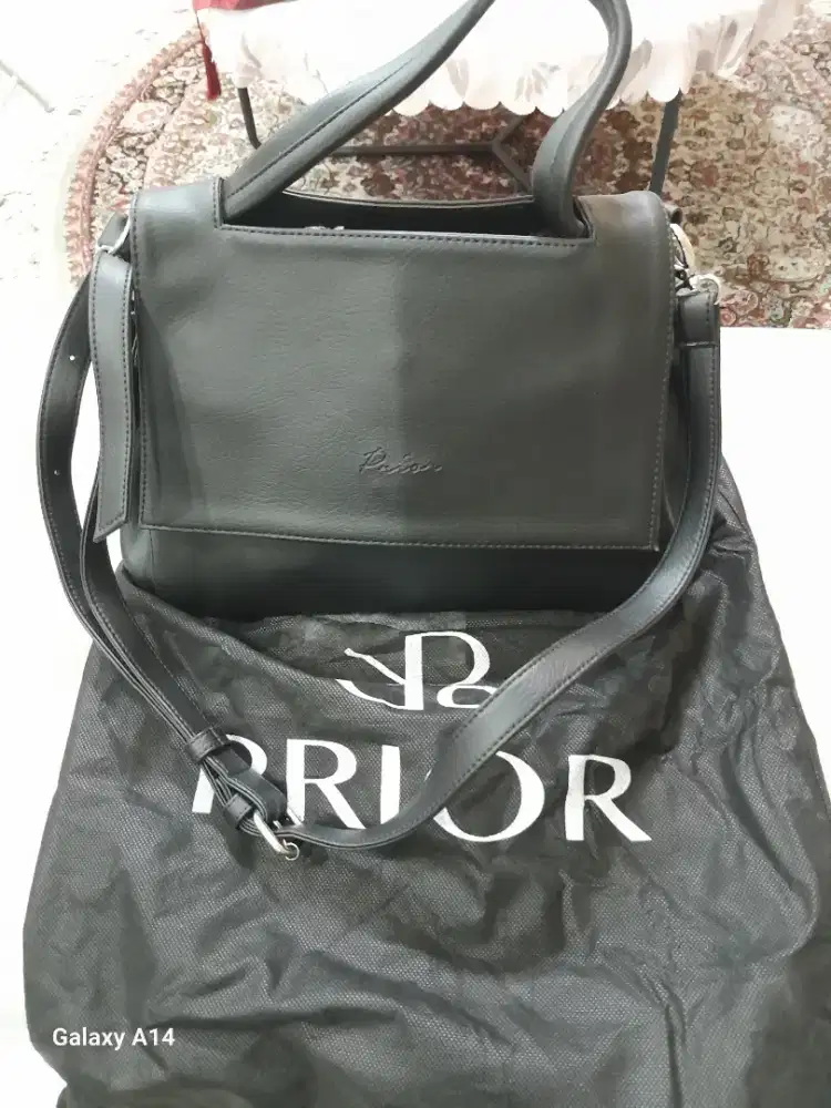 Tas fashion merk prior