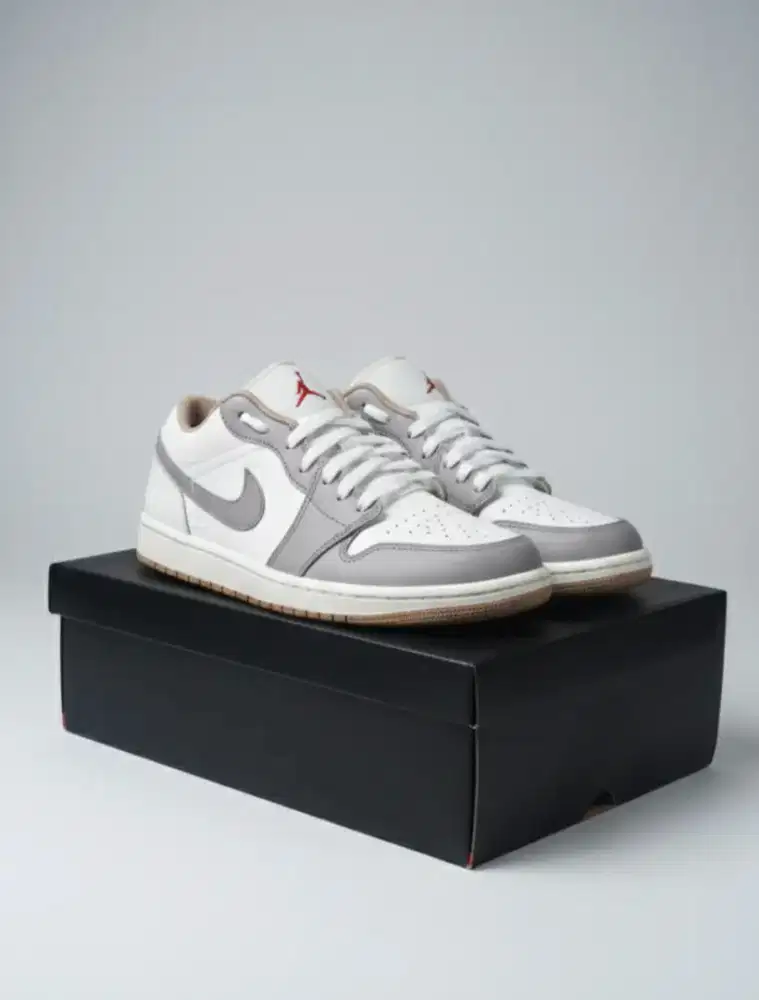 Nike Jordan 1 low college grey