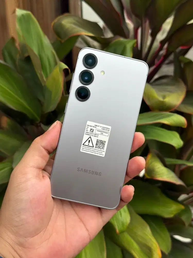 Samsung S25 12/512 Silver Shadow Sein Fullset Garansi On