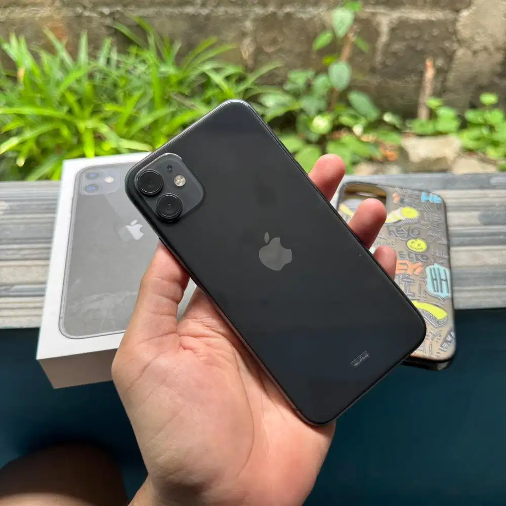 IPHONE  11 64Gb Fullset IBOX