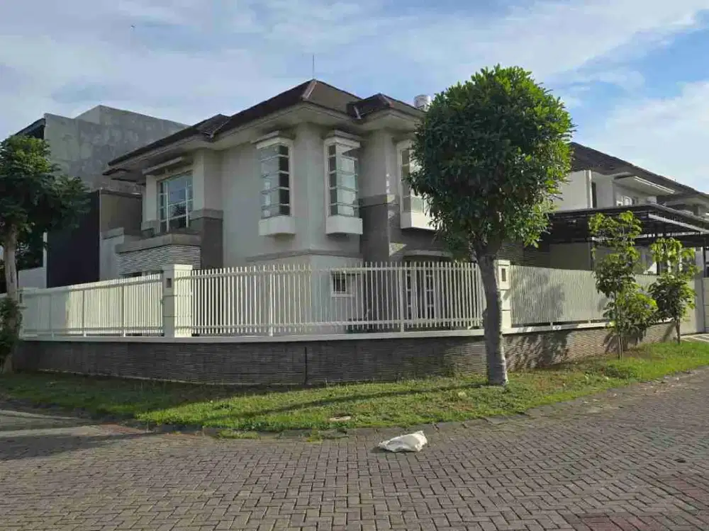 DIJUAL RUMAH TERAWAT SEMI FURNISH PURI GALAXY DEKAT SEKOLAH, KAMPUS, SUPERMARKET