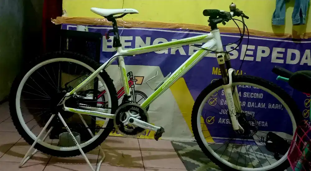 Sepedah gunung prem aloy ukuran 26