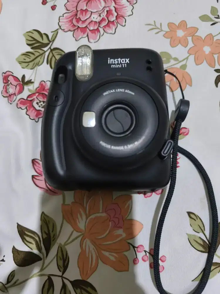 Kamera Instax Mini 11