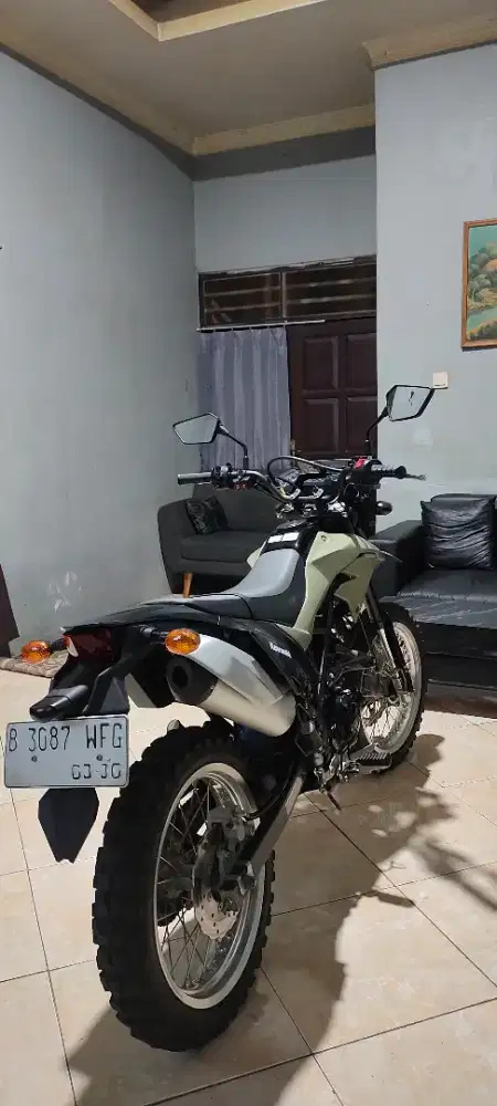 KAWASAKI D-TRACKER 2022