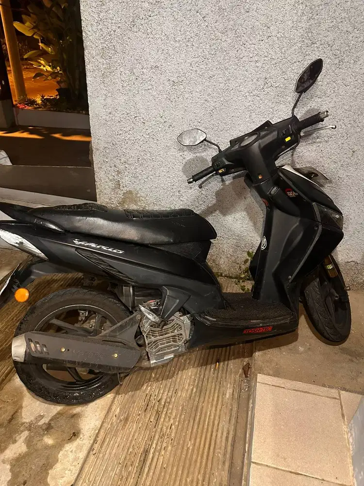 VARIO 2008 LEGENDARIS