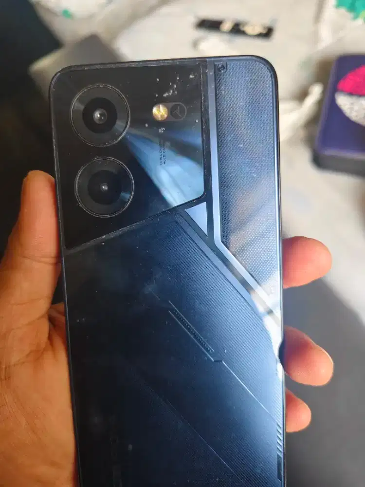 Tecno Pova 5 hitam 8/256