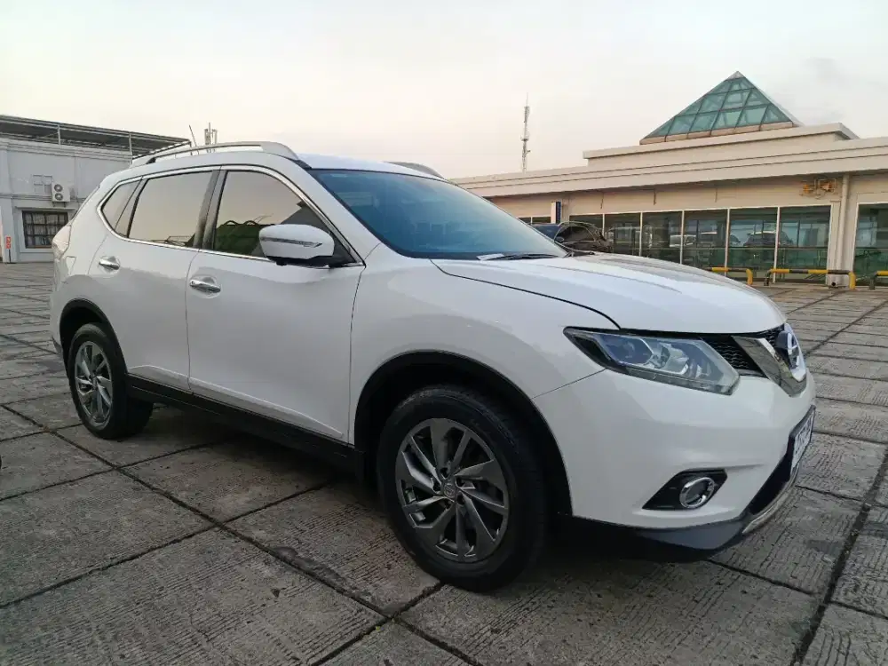 [LOW ODO] Nissan Xtrail T32 2014