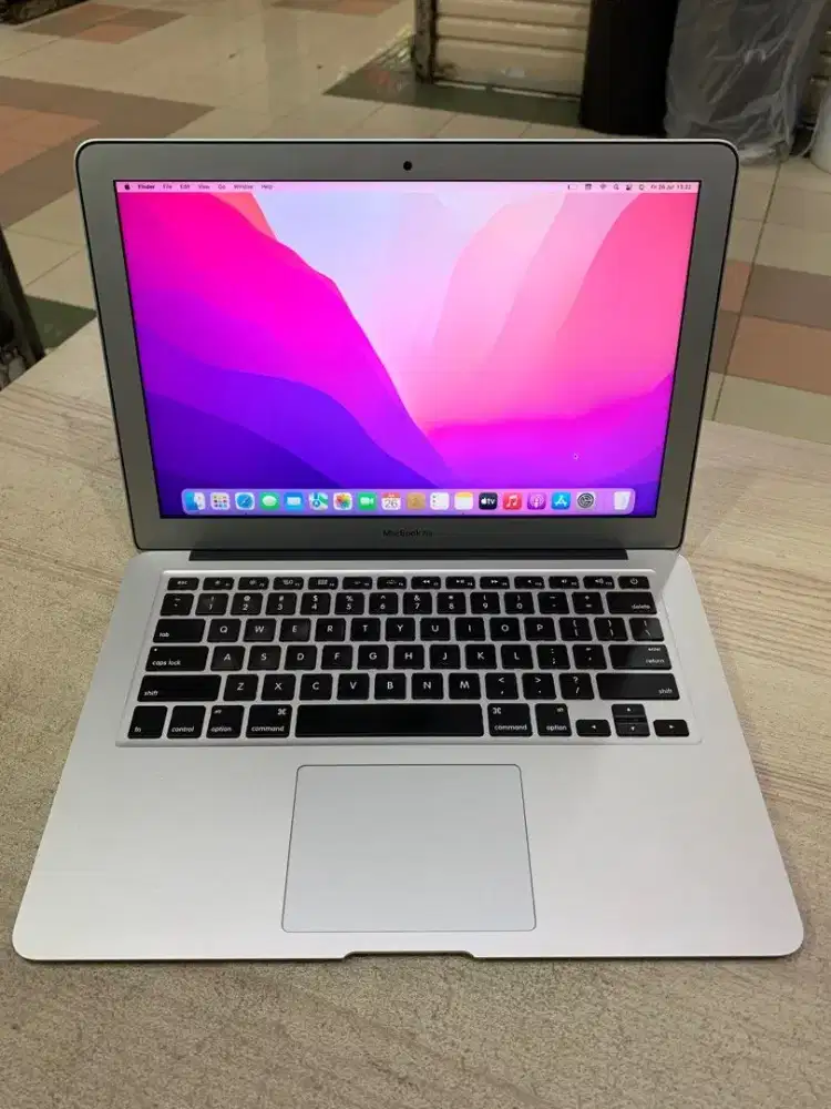Macbook Air 2017 ibox fulset like new no minus low CC