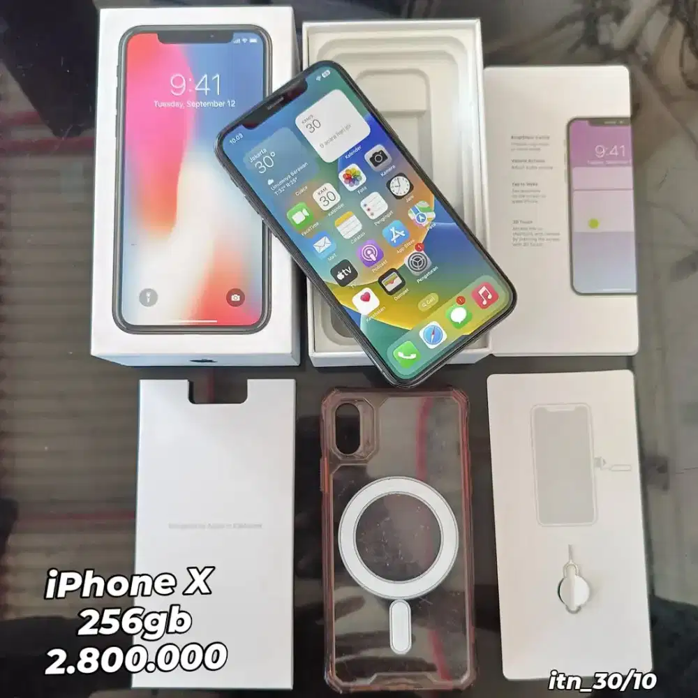 Dijual Iphone X (256 GB) Black. Fullset, seken terawat.