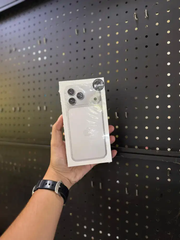 New iPhone 17 Pro Max 2TB iBox