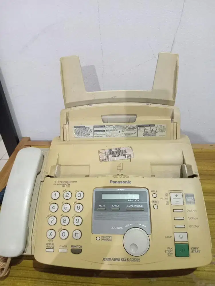 Panasonic Fax Machine KX-FP80 Plain Paper Fax/Copier Telephone
