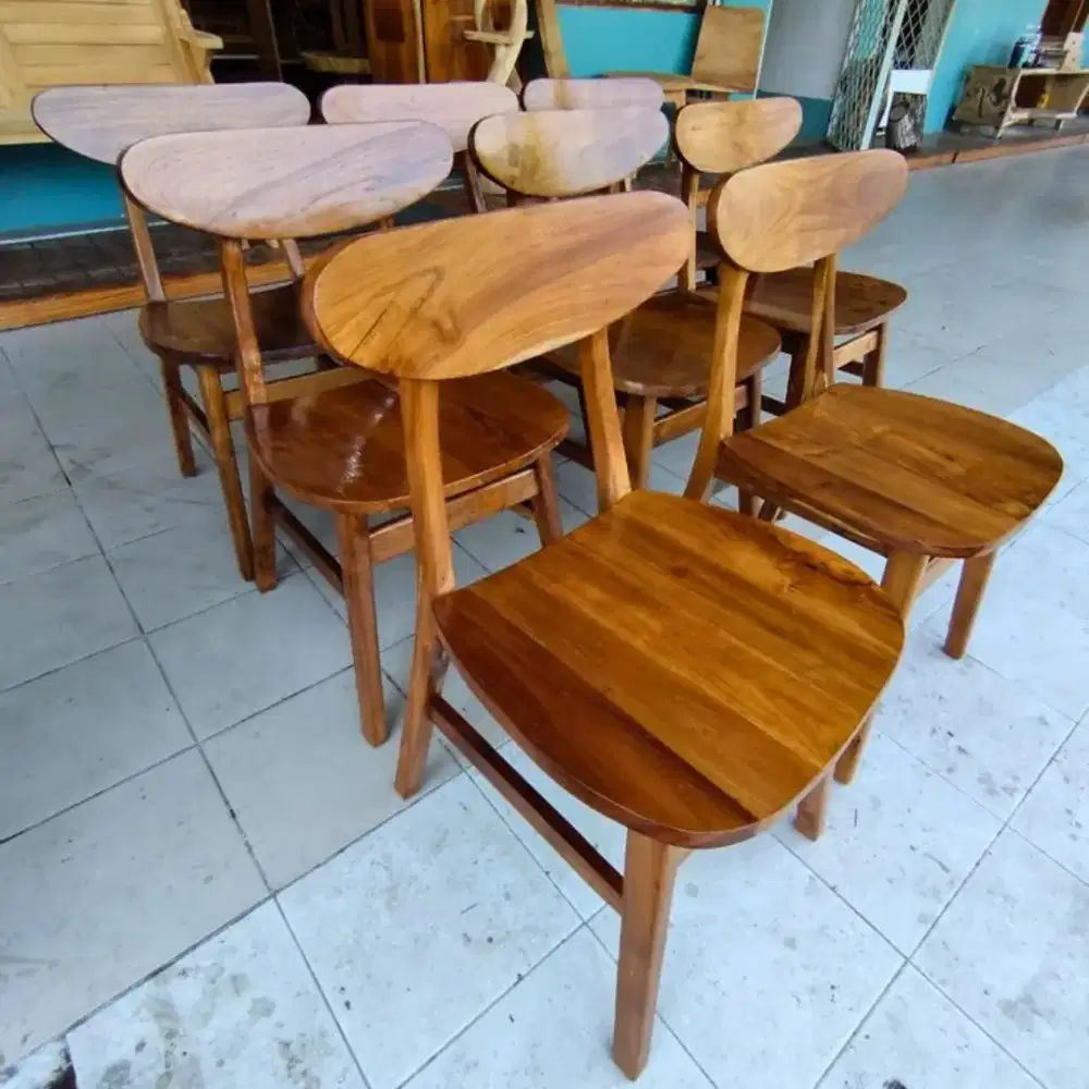 Kursi cafe bahan jati model aestetic