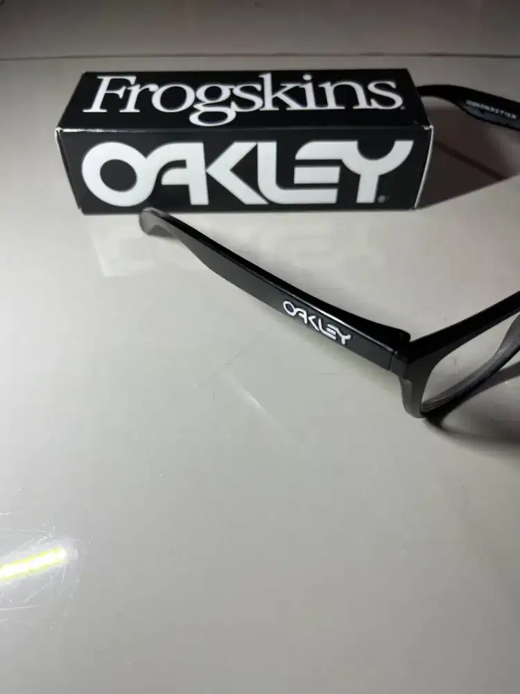 Kacamata Sunglasses Oakley Frogskin Lensa Prizm Grey
