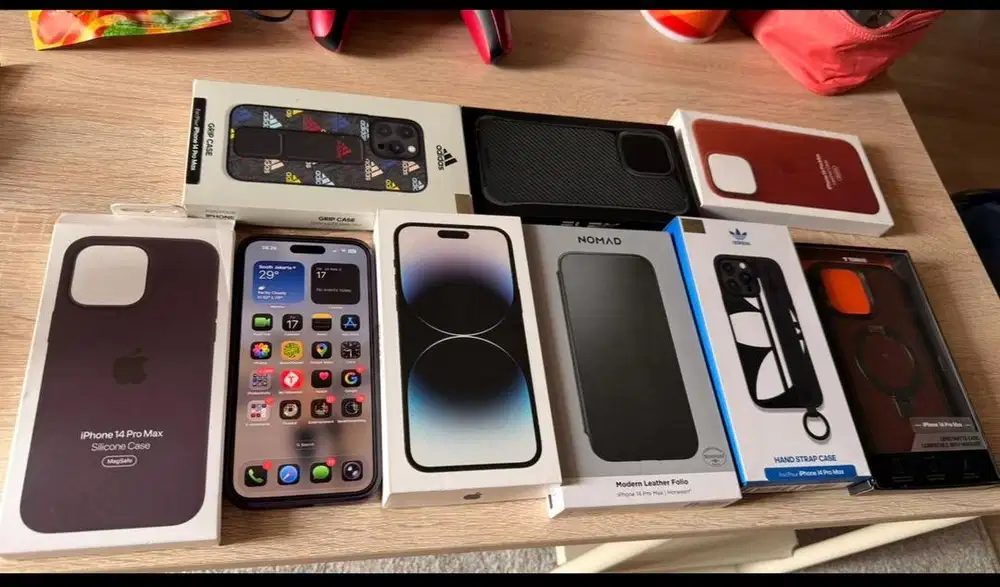 iPhone 14 ProMax 1TB ex iBox Hitam